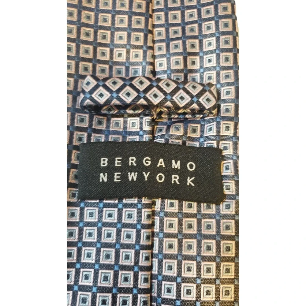 Bergamo New York Luxury Neck Tie Geometric Gray Blue Pointed Casual Business Men